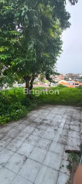 image RUMAH MURAH DENGAN HALAMAN LUAS DEKAT RS KARIADI (6)