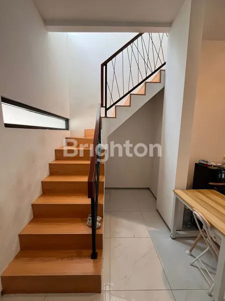 image RUMAH STRATEGIS SHM 90M² DI MUSTIKA JAYA BEKASI (2)
