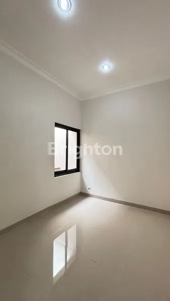 image RUMAH 3 LANTAI DENGAN VIEW GUNUNG DAN SAWAH DI BLIMBING DEKAT UNIVERSITAS BRAWIJAYA MALANG (4)