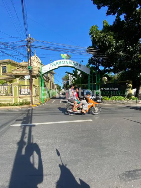 image RUMAH 2 LANTAI HOOK VIEW TERBUKA, SHM, KEBAYORAN LAMA (1)