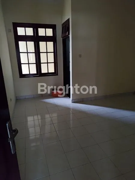 image HUNIAN STRATEGIS DI TAMAN ASRI KREO, 4 KT & 5 KM (5)