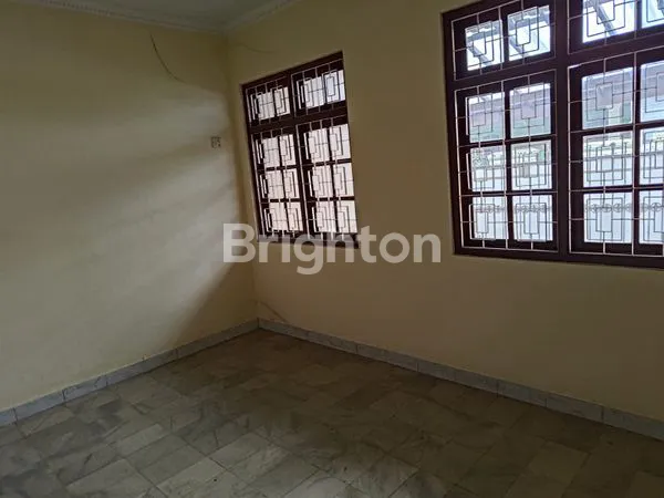 image HUNIAN STRATEGIS DI TAMAN ASRI KREO, 4 KT & 5 KM (3)