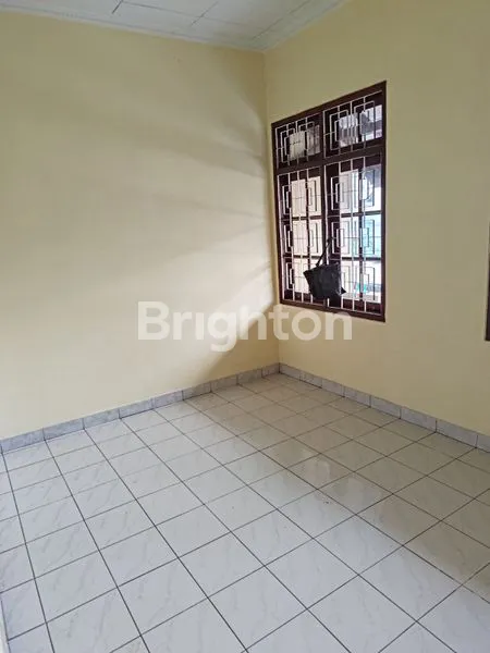 image HUNIAN STRATEGIS DI TAMAN ASRI KREO, 4 KT & 5 KM (4)