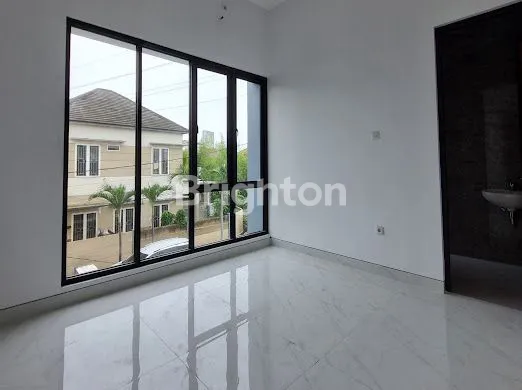 image RUKO BARU 2 LANTAI READY UNIT SCANDINAVIAN MINIMALIS PRAPEN INDAH SURABAYATIMUR  (2)