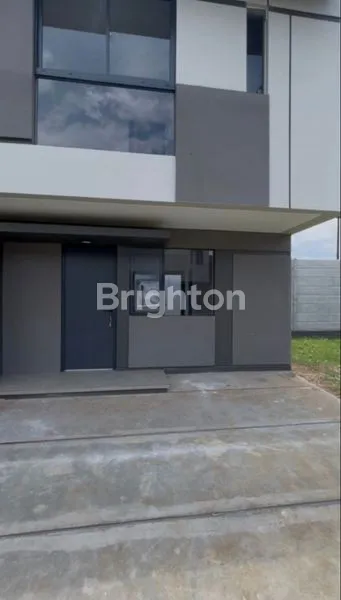 DIJUAL RUMAH BARU PARK SERPONG