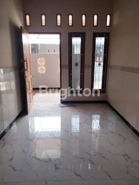 image RUMAH 2 LANTAI FULL RENOV KLODRAN DEKAT KE PINTU TOL SOLO (2)