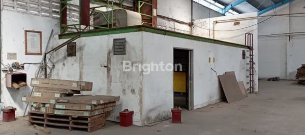 image GUDANG LUAS 2.930M² DI MARGOMULYO INDAH, AKSES KONTAINER (6)