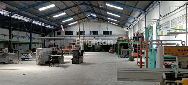 image GUDANG LUAS 2.930M² DI MARGOMULYO INDAH, AKSES KONTAINER (5)