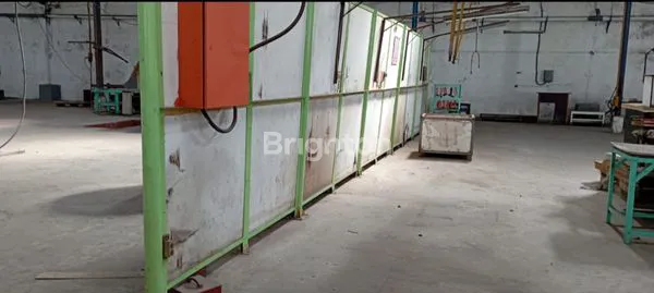 image GUDANG LUAS 2.930M² DI MARGOMULYO INDAH, AKSES KONTAINER (7)