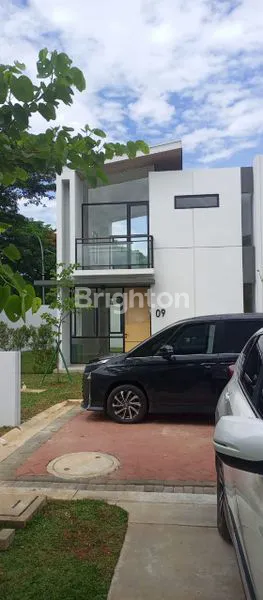 image RUMAH ASRI DI LIPPO VILLAGE, LT 128M², 3 KT (1)