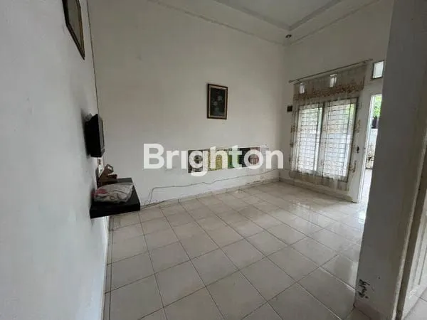 image RUMAH DI GRAHA INDAH KELAPA GADING JALAN GAPERTA UJUNG. (4)