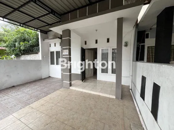 image RUMAH DI GRAHA INDAH KELAPA GADING JALAN GAPERTA UJUNG. (1)