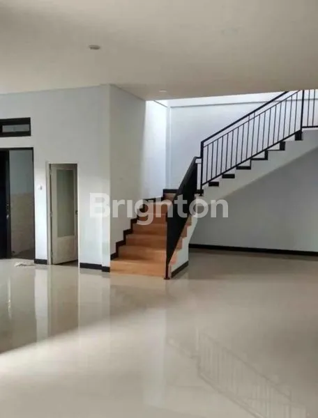 image RUMAH PARKIR LUAS, 4KT, DI BELAKANG MITRA 10 (2)