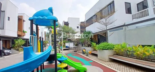 image RUMAH 2 LANTAI SIAP HUNI DI FAVOURY HOUSE BSD (7)