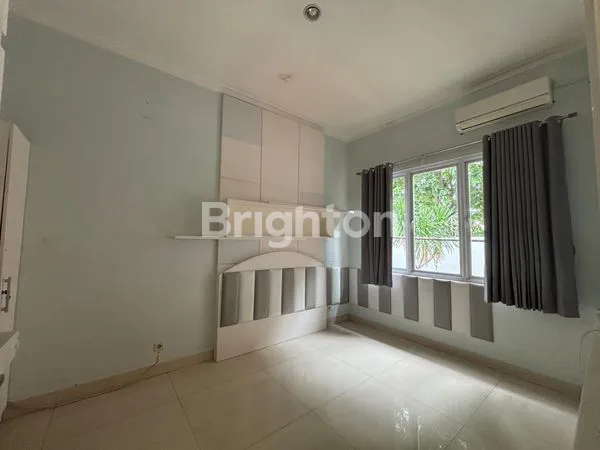 image RUMAH DI CLUSTER SUTERA ONYX ALAM SUTERA (8)