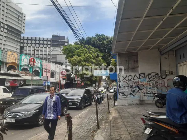 image RUKO STRATEGIS DI JL. RAYA TLOGOMAS, SEKITAR KAMPUS & APARTMENT (4)