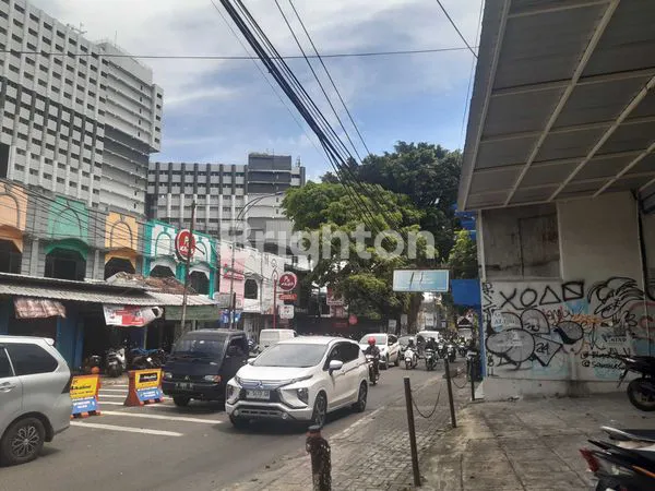 image RUKO STRATEGIS DI JL. RAYA TLOGOMAS, SEKITAR KAMPUS & APARTMENT (5)