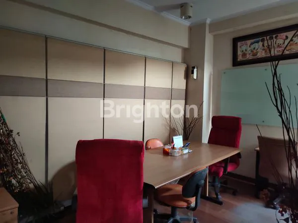 image DUA APARTEMEN GANDENG PURI KEMAYORAN, LOKASINYA SANGAT STRATEGIS, BISA UNTUK KANTOR DAN TEMPAT TINGGAL, AKSES MUDAH KEMANA MANA, SUNTER JAKARTA UTARA. (3)