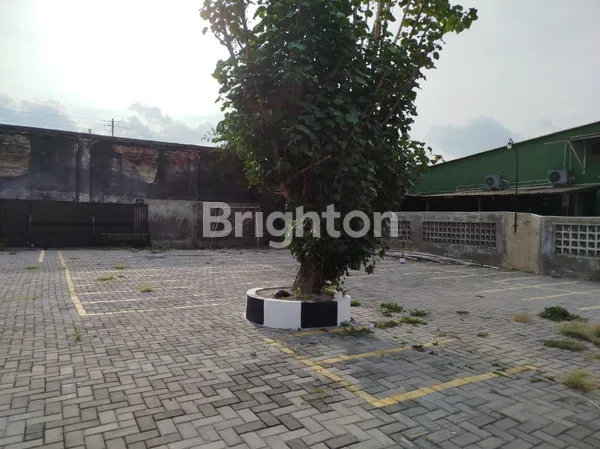 image DIJUAL TANAH STRATEGIS UNTUK USAHA / RUMAH DI JL KAPTEN MULYADI KOTA SOLO SURAKARTA (4)