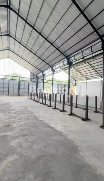 GUDANG BESAR DISEWAKAN JALUR STRATEGIS BYPASS IB MANTRA – KERAMAS, GIANYAR, BALI