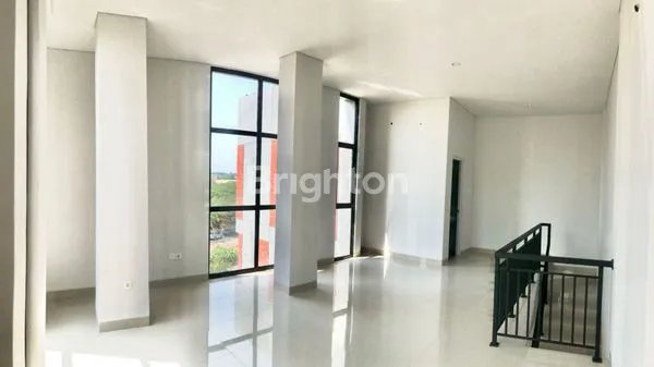 image RUKO HOOK 3 LANTAI DI YCHUB BSD – SEGITIGA EMAS, LOKASI STRATEGIS (8)