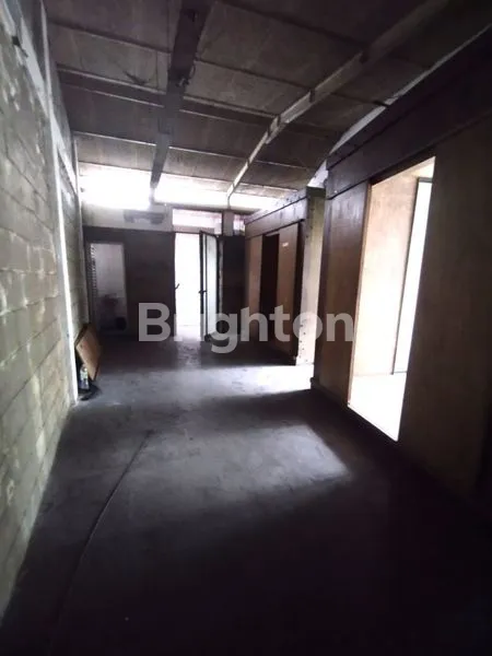 image DIJUAL RUMAH USAHA/ RUKO NOL JALAN RAYA MERR (2)