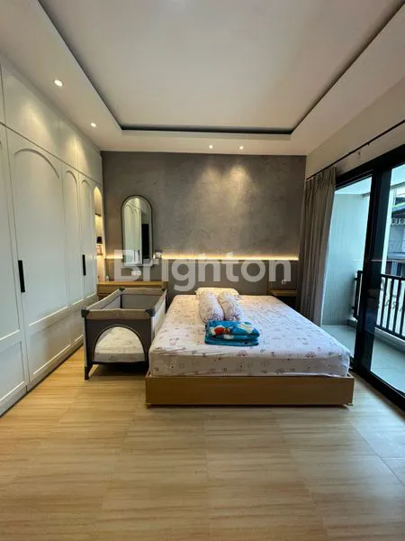 image RUMAH GUNUNG ANYAR TAMBAK MODERN LOKASI STRATEGIS 100M KE OERR DAN AMESTA LIVING (4)