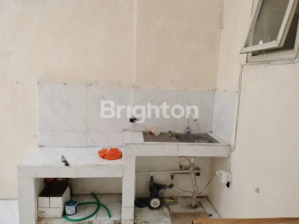 image RUKO 2 LT SENOPATI CENTER SEDATI (3)