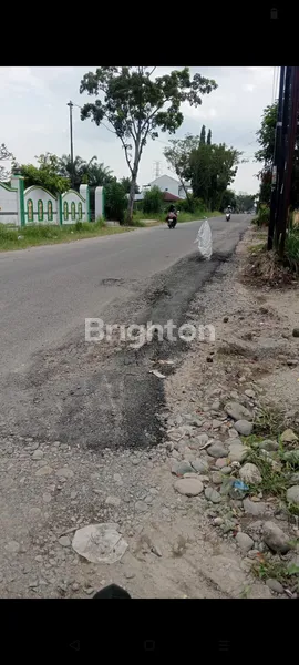 image TANAH STRATEGIS 30X100M, BEBAS BANJIR, COCOK INVESTASI (2)