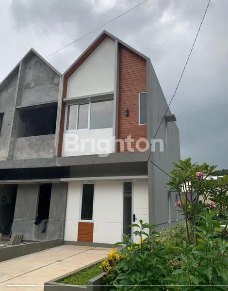 image RUMAH NEW HILLS SAWANGAN DEPOK (1)