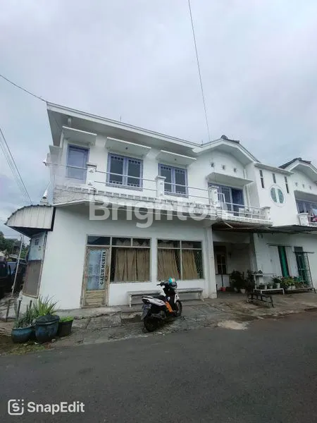 image RUMAH 2 LANTAI 6 KT DI SAWOJAJAR, LT/LB 182 M² (1)