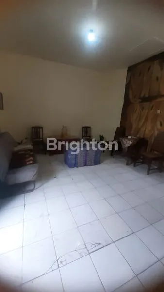 image RUMAH 2 LANTAI 6 KT DI SAWOJAJAR, LT/LB 182 M² (4)