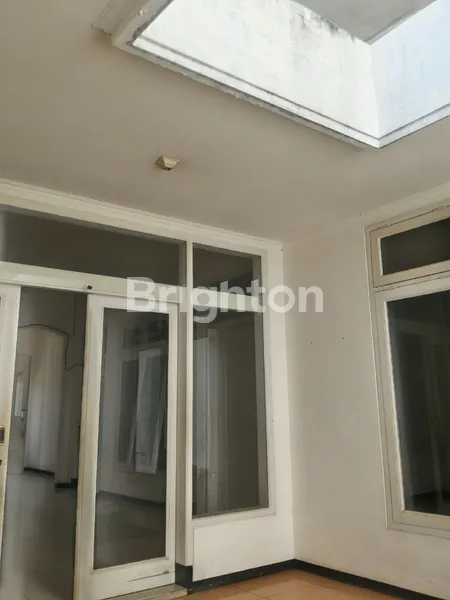 image RUMAH 2 LANTAI SIAP HUNI TELAGA GOLF ARAYA MALANG (3)