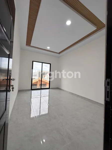 image RUMAH BARU DI TANJUNG DUREN JAKARTA BARAT (7)