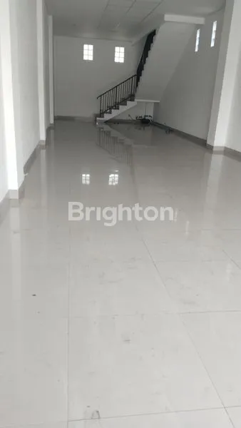 image RUKO SIAP PAKAI, PARKIR LUAS DI LOKASI RAMAI (5)