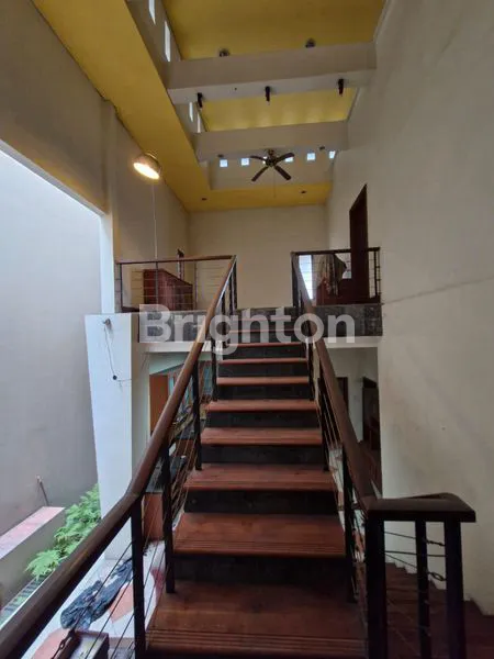 image DIJUAL RUMAH MEWAH ELEGAN DI UBUNG DENPASAR UTARA (3)