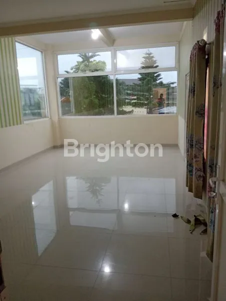 image HUNIAN STRATEGIS DEKAT ALUN-ALUN SUMOWONO (5)