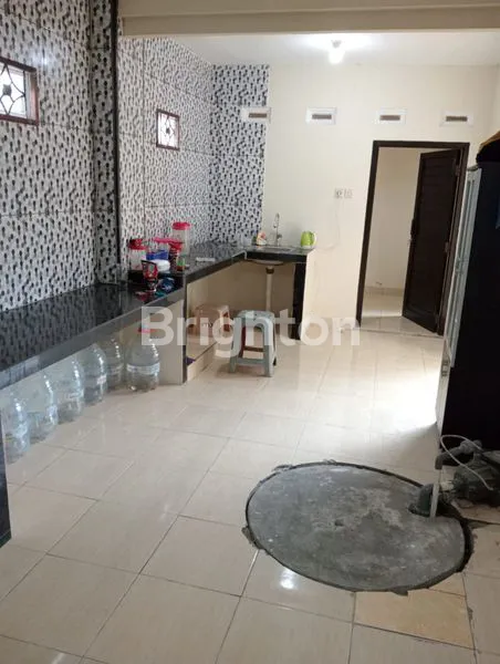 image HUNIAN STRATEGIS DEKAT ALUN-ALUN SUMOWONO (3)