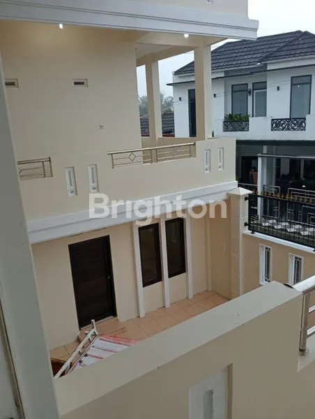 image HUNIAN STRATEGIS DEKAT ALUN-ALUN SUMOWONO (6)