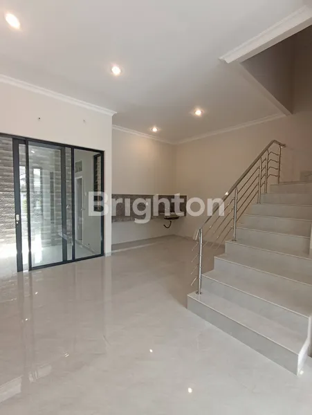 image RUMAH BARU GRESS 2 LANTAI KLAMPIS SEMOLO MINIMALIS MODERN (3)