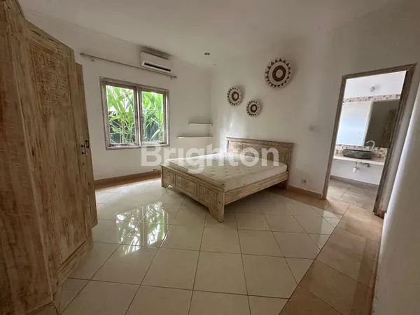 image TROPICAL VILLA FOR RENT IN UMALAS KLECUNG (3)