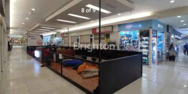 image STAND ROYAL PLAZA SURABAYA (5)