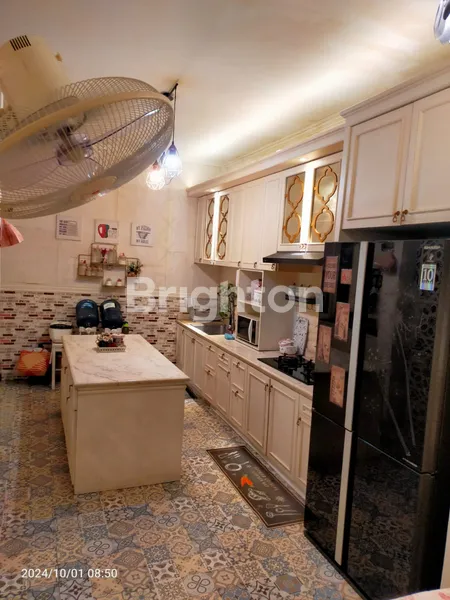 image RUMAH MODEL AMERIKA SHABBY CHIC SIAP HUNI (2)