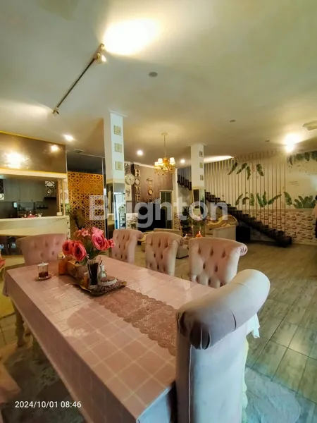 image RUMAH MODEL AMERIKA SHABBY CHIC SIAP HUNI (6)