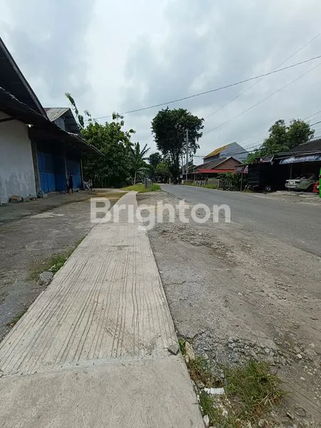 image GUDANG SIAP USAHA LOKASI STRATEGIS KURIPAN PURWODADI -  PELUANG BISNIS MENJANJIKAN (3)