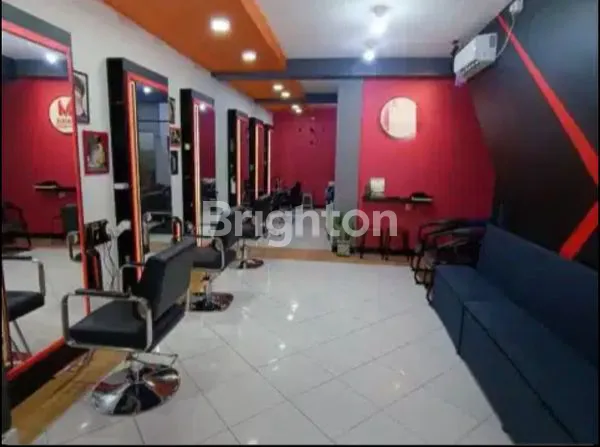 image RUKO 2 LANTAI BONUS SALON AKTIF ATAU BARBERSHOP. SIAP PAKAI (3)
