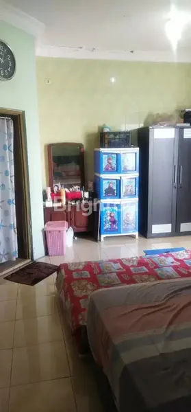 image DIJUAL CEPAT RUMAH WIGUNA 2 LANTAI 900JT-AN, ONE GATE SYSTEM, LINGKUNGAN AMAN, LOKASI STRATEGIS  (4)