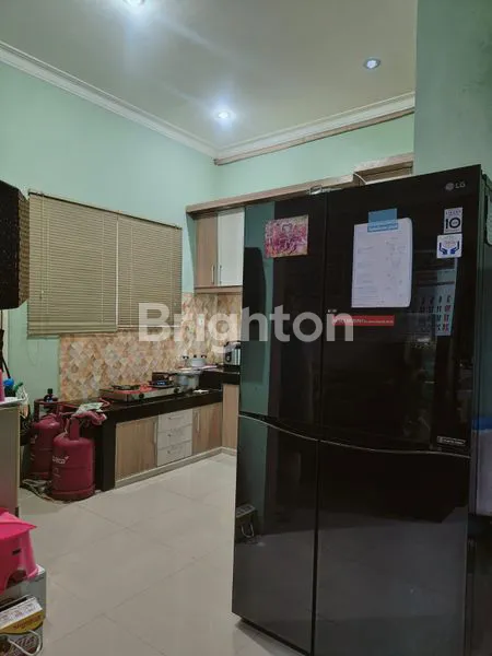 image RUMAH 3 LANTAI FULL FURNISHED DEKAT RS LAVALETTE KOTA MALANG (8)