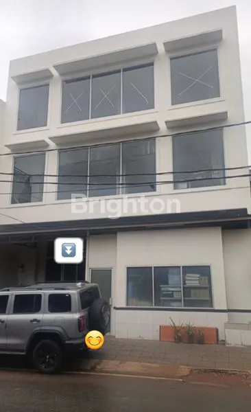 RUMAH  4 LANTAI JL ANGGREK PALMERAH JAKARTA BARAT