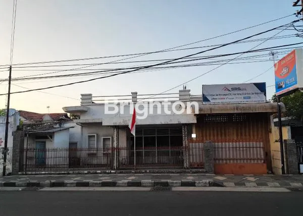 image RUMAH BESAR LT 456M² DI JALAN UTAMA SIDOARJO (2)